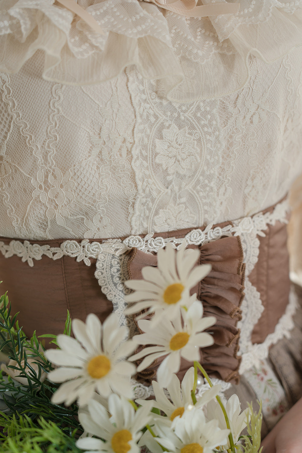 Miss Point - The Sally Gardens - Lotus Root Sleeve Lolita Blouse