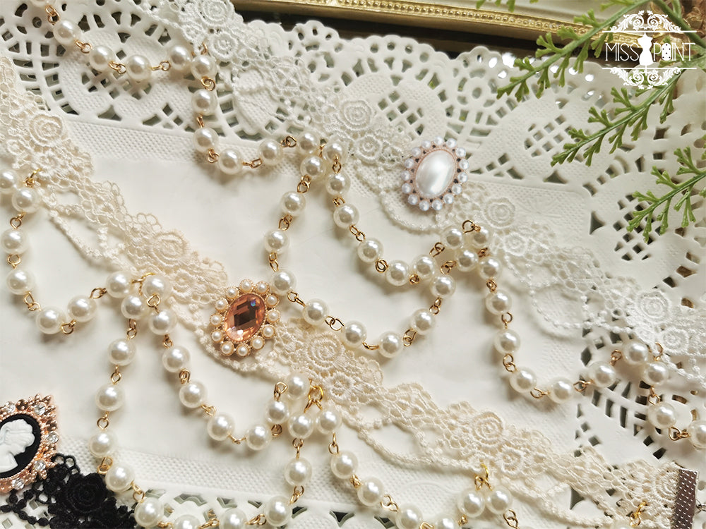 Miss Point - The Sally Gardens - Elegant Lolita Lace Choker and Brooch 8502:91588