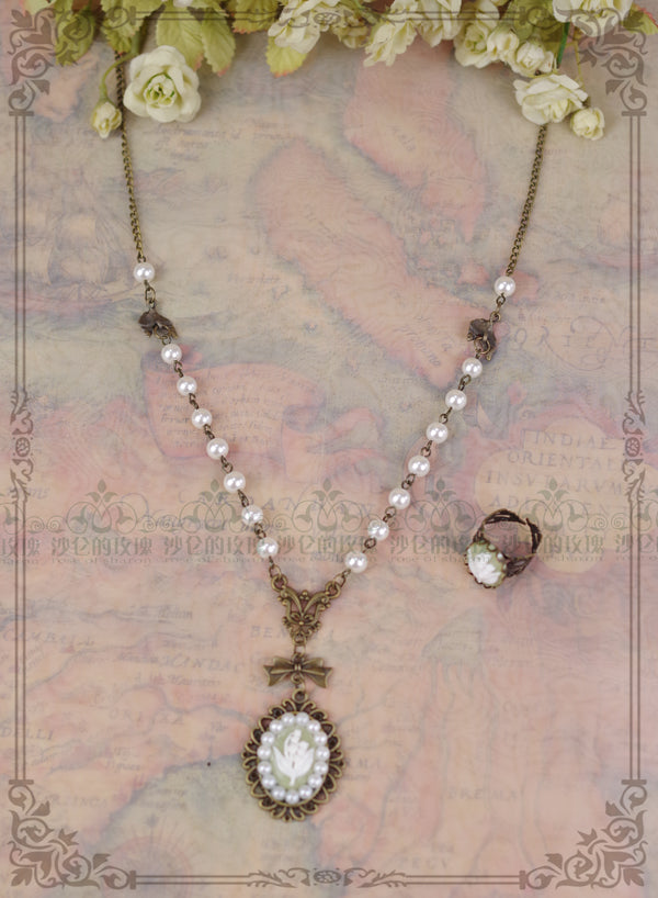 Rose of Sharon~Cameo Lolita Sweater Necklace and Ring   