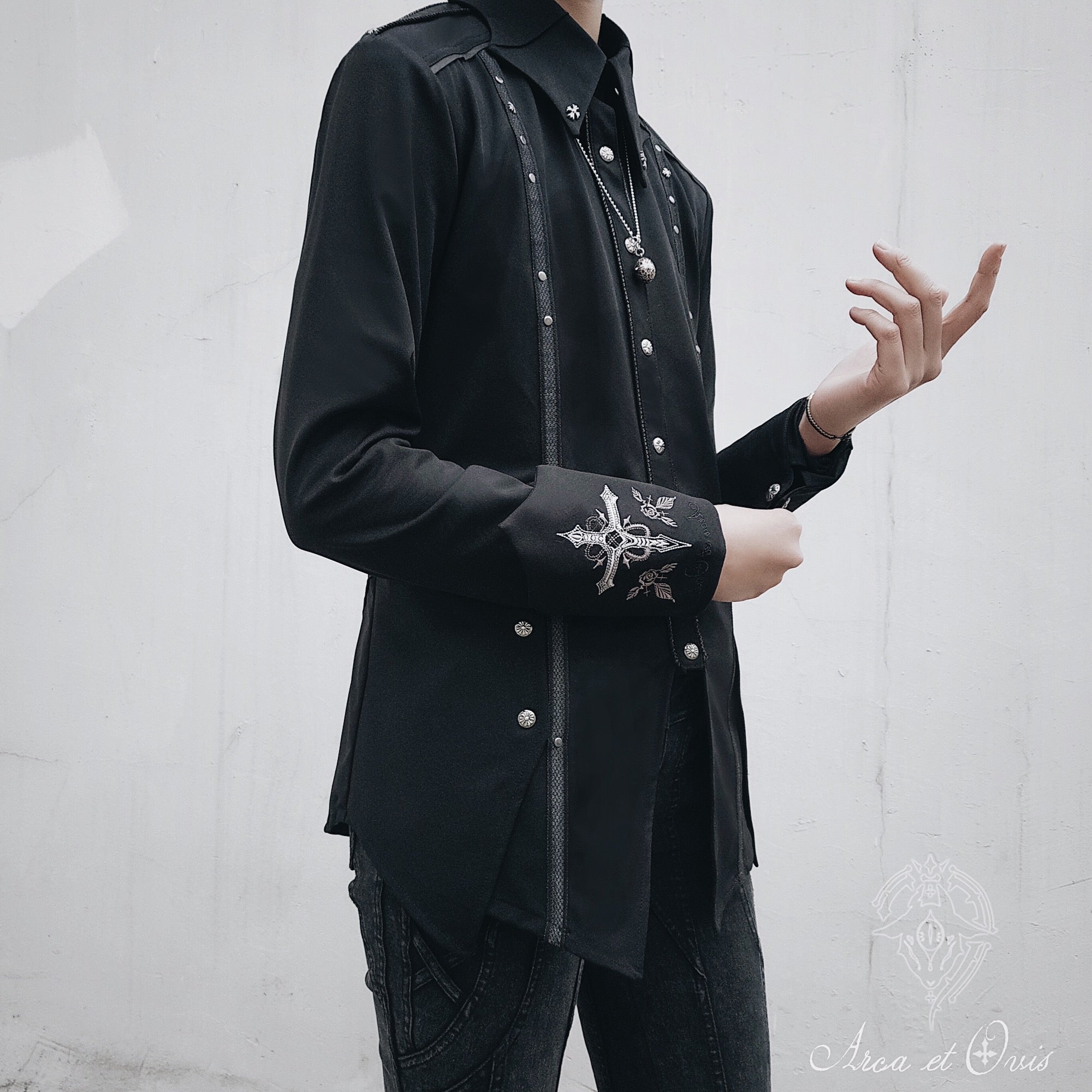 Arca et Ovis - Bat Wings - Gothic Lolita Blouse Ouji Fashion Lolita Shirt Long Sleeve