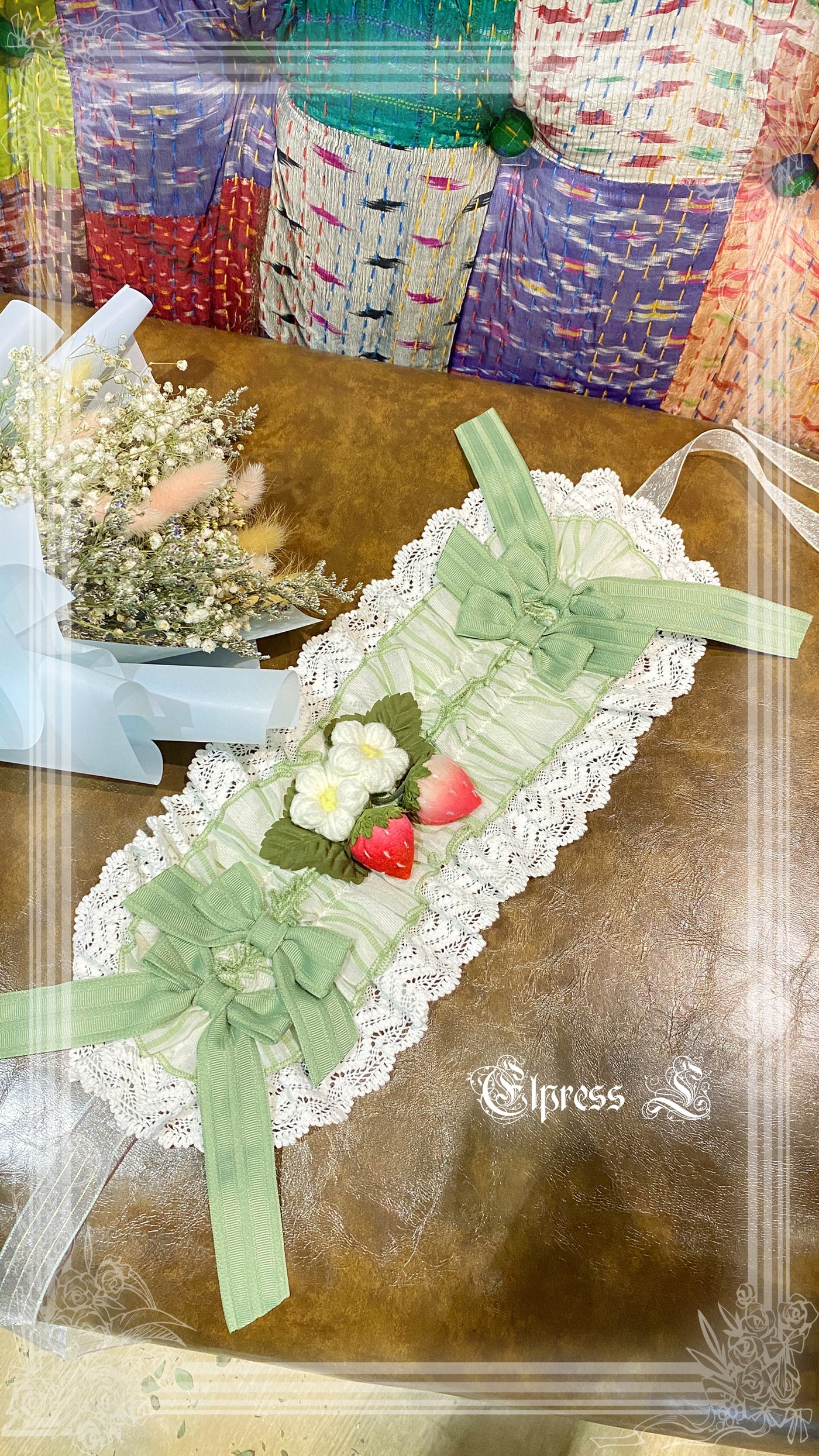 Elpress L~Strawberry Rabbit Lolita BNT Cuffs Choker green hairband 