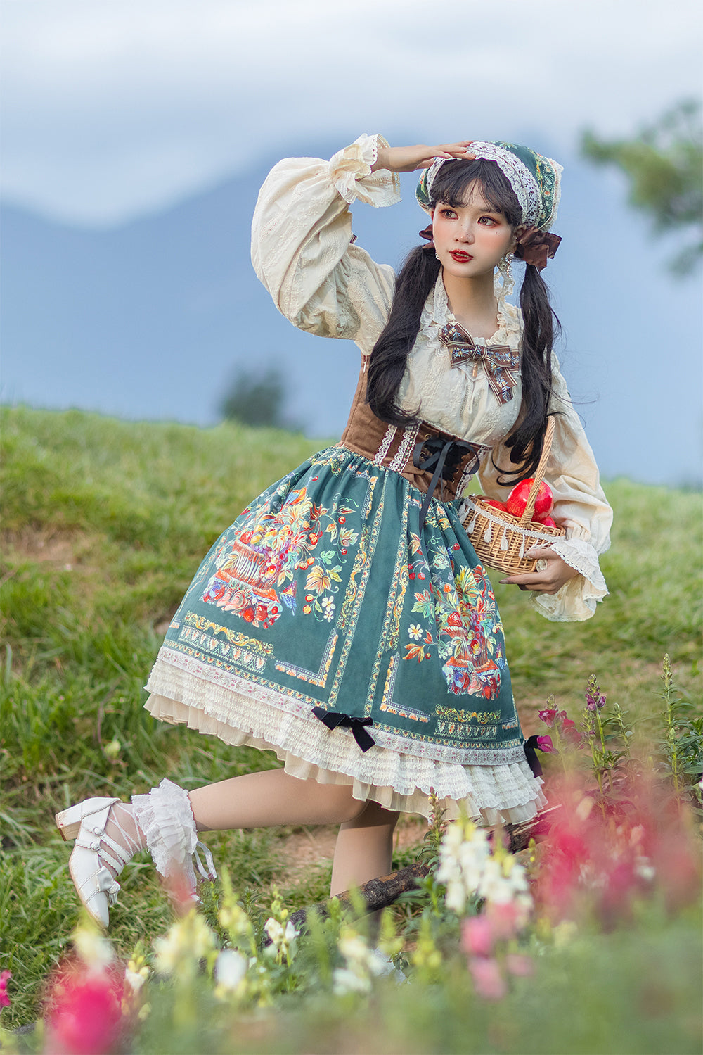Miss Point - Praise of Abundance - Bavarian Velvet Lolita Jumper Dress