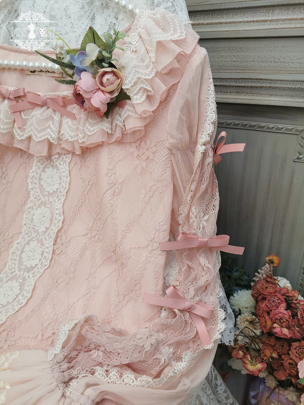 Miss Point~The Sally Gardens~Lotus Root Sleeve Lolita Blouse 8494:91274