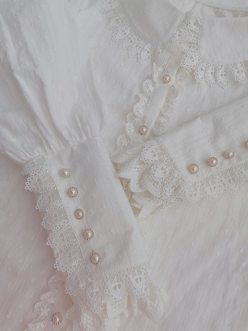Yilia - Sweet Lolita Peter Pan Collar Cotton Blouse