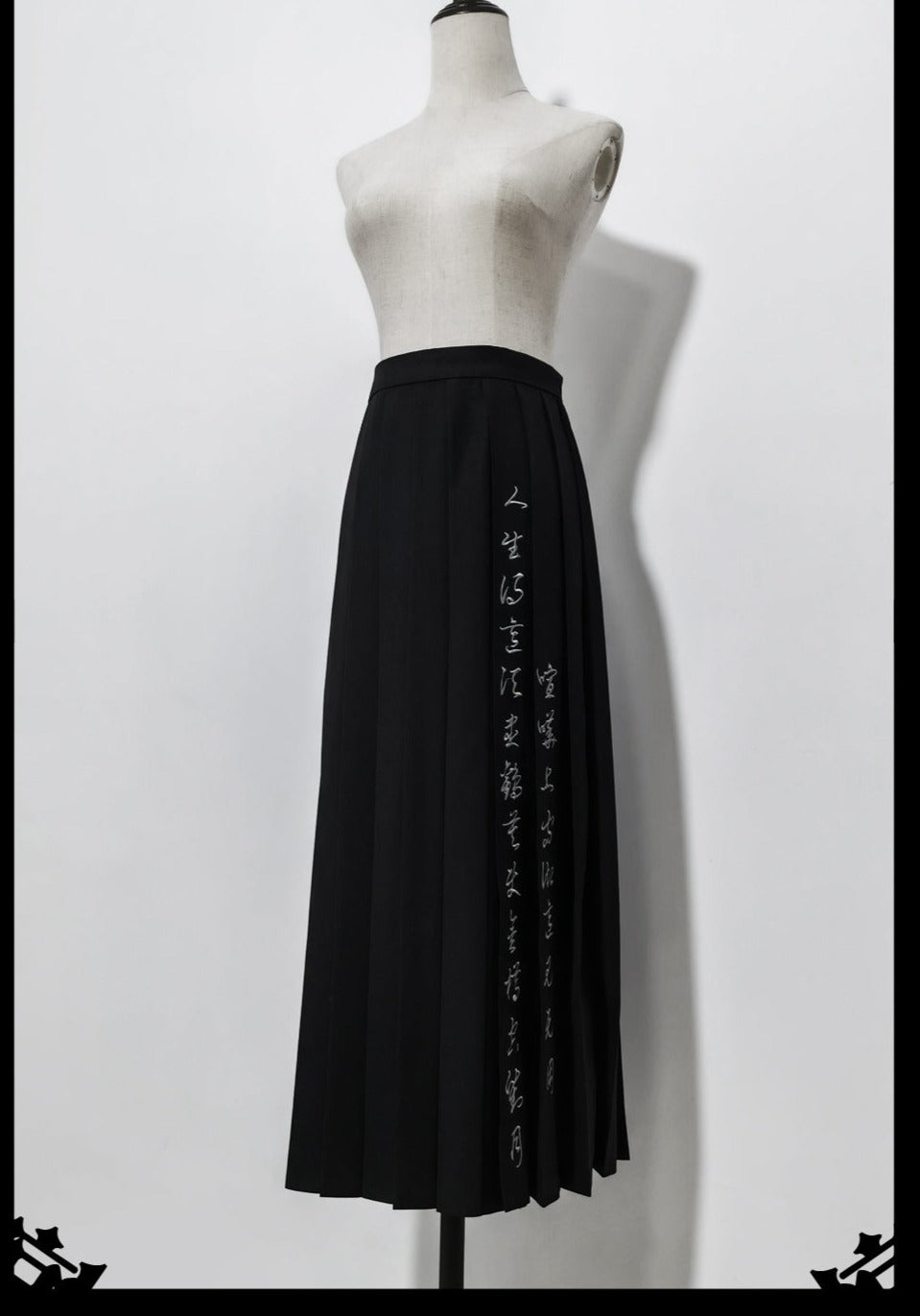 (Buyforme) Princess Chronicles~Pomegranate Note~Black Ouji Pleated Skirt S black 