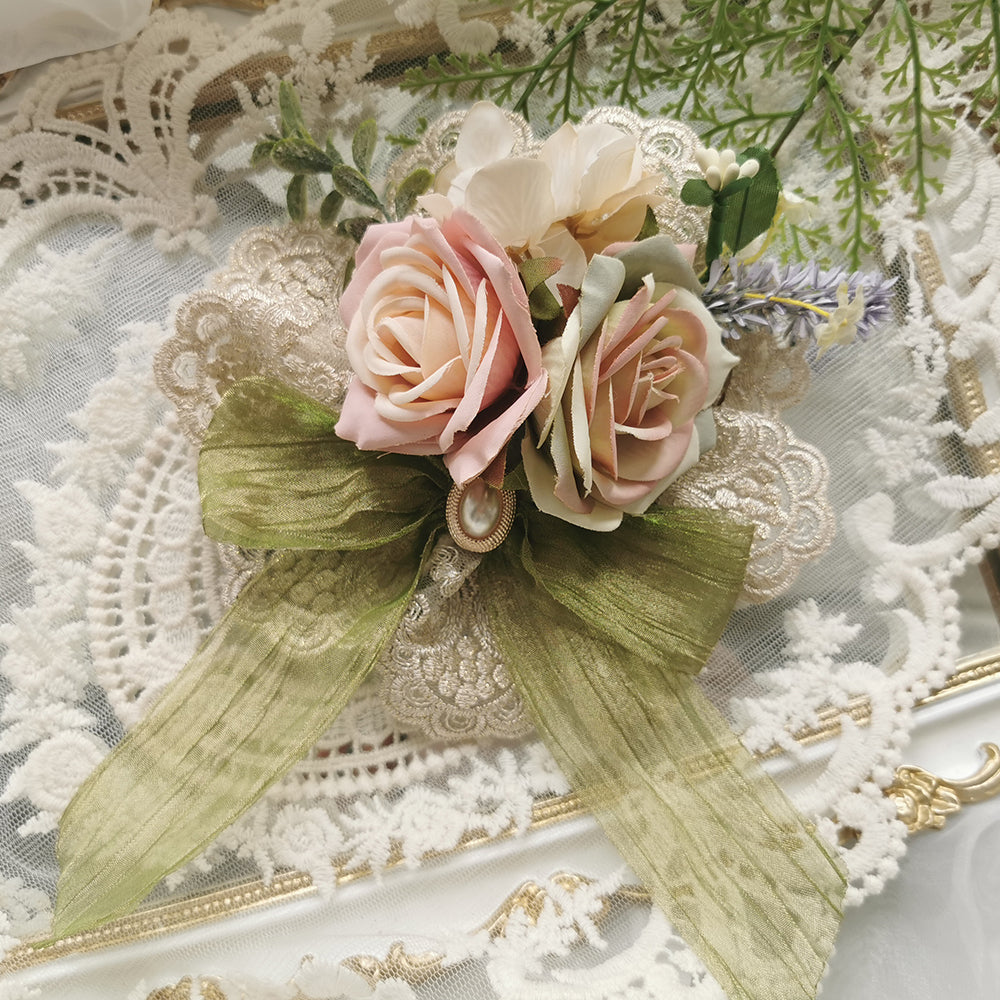 Miss Point - The Sally Gardens - Elegant Lolita Lace Choker and Brooch