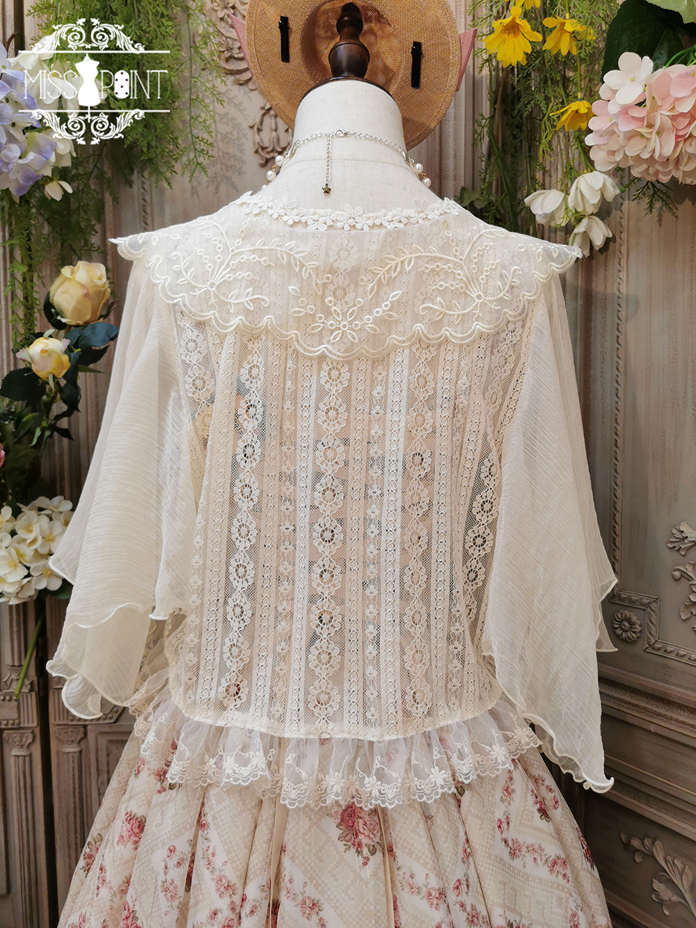 Miss Point~Woody Rose~Elegant Retro Lolita Blouse   