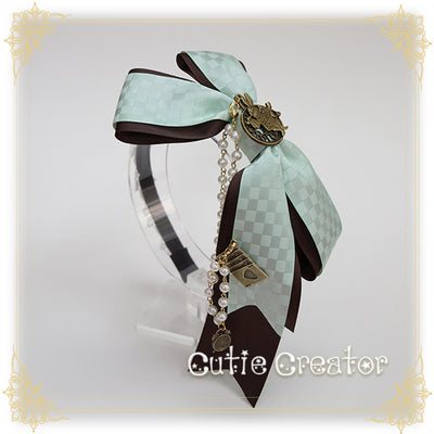 SweetDreamer~Fairytale World Lolita Pearl Chain KC mint green and brown  