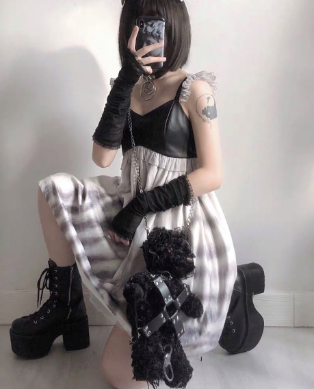 Blood Supply～Gothic Lolita Dark-themed Black Bear Bag