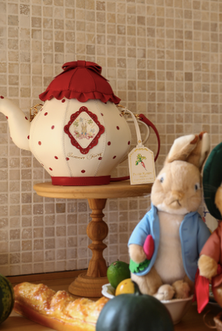(Buyforme)Momo Story~Kawaii Peter Rabbit 3D Teapot-shaped Lolita Bag   