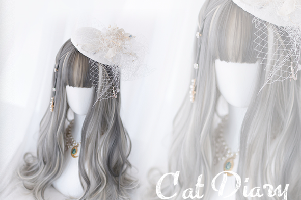 Alicegarden~Harajuku Style Cat Ear Gradient Light Grey Curly Wig   