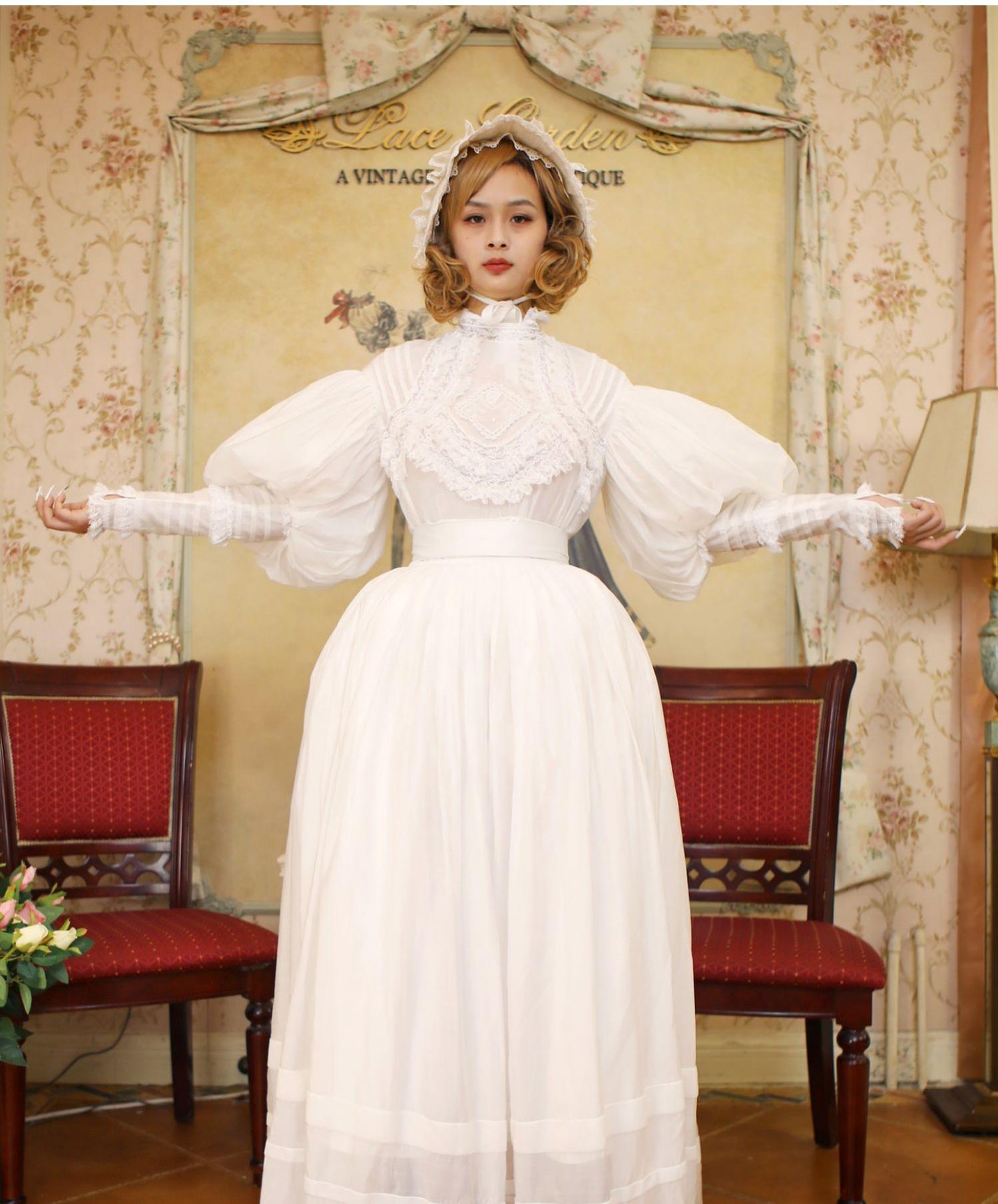 Lace Garden - Cool Summer - Vintage Lolita Victorian Shirt XS white shirt+long skirt